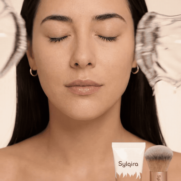 Sylqira BB Blur water-resistance splash test after application